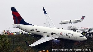 delta jet rolls off runway