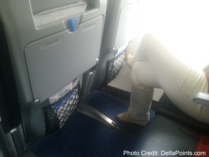 new slimline fixed seats klm regional jet business class Franfurt to Amsterdam delta points blog 3