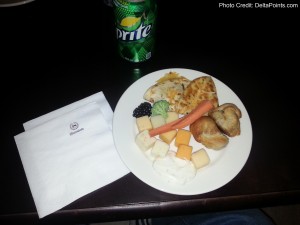 Snacks in the club lounge Sheration IAH Delta Points blog