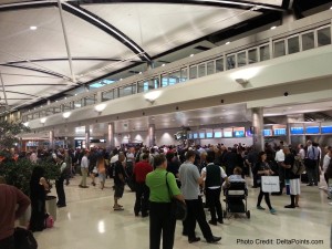 the mess of people after the security lockdown in dtw 29may2014 delta points blog