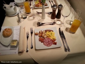 breakfast lufthansa 1st class terminal fra delta points blog