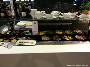 lunch buffet lufthansa 1st class lounge fra airport delta points blog (1)
