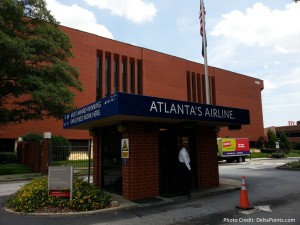 main entrance to Delta CORP ATL delta points blog (2)