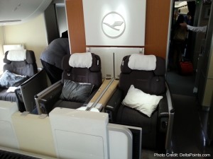 seats 1st class lufthansa 747-8 delta points blog (3)