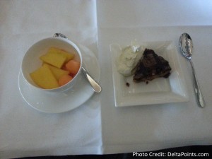Lufthansa 1st class munich to Toronto A330 DeltaPoints blog review (17)