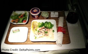 chicken dinner ATL-LAX domestic Delta on  international 777 delta points blog