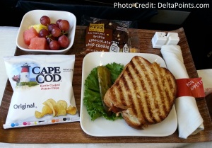 turkey bacon swiss business class sandwich delta air lines mia to dtw delta points blog