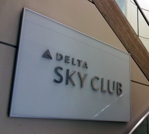 skyclub sign lax